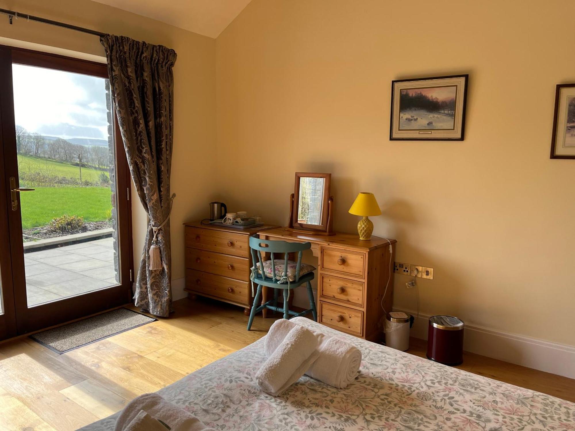 Neuadd Villa Llanwnen ภายนอก รูปภาพ